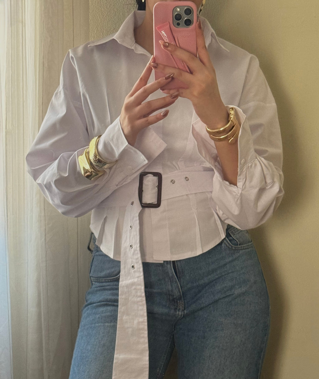 The belted chemise